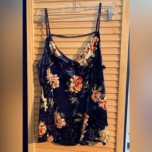 Nine Britton Navy Velvet Floral Sleeveless Top